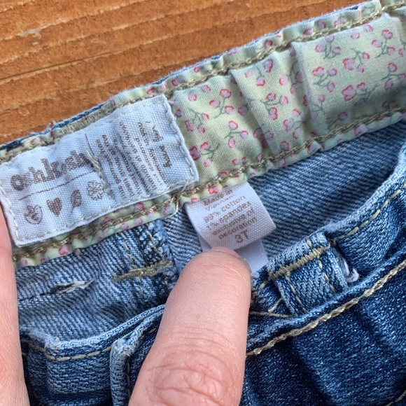 Bundle of (2) toddler jeans - Picture 4 of 4